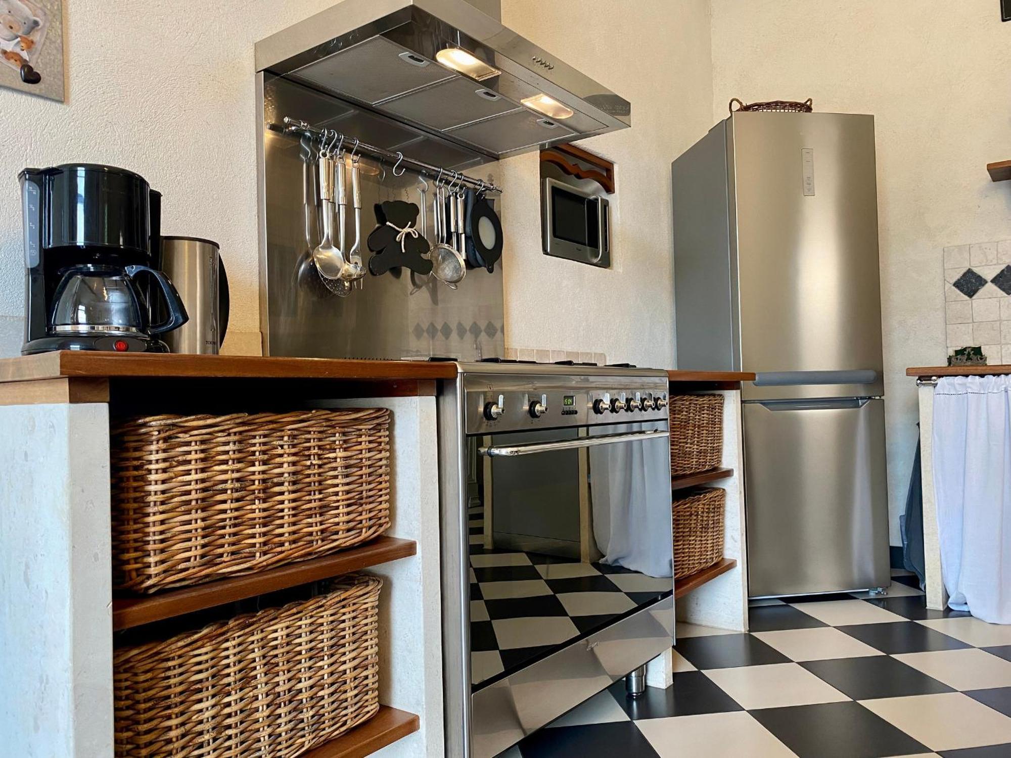 Gite De Charme Avec Piscine Chauffee Et Wifi - 2 Chambres - Fr-1-306-803 Chateauthebaud 外观 照片