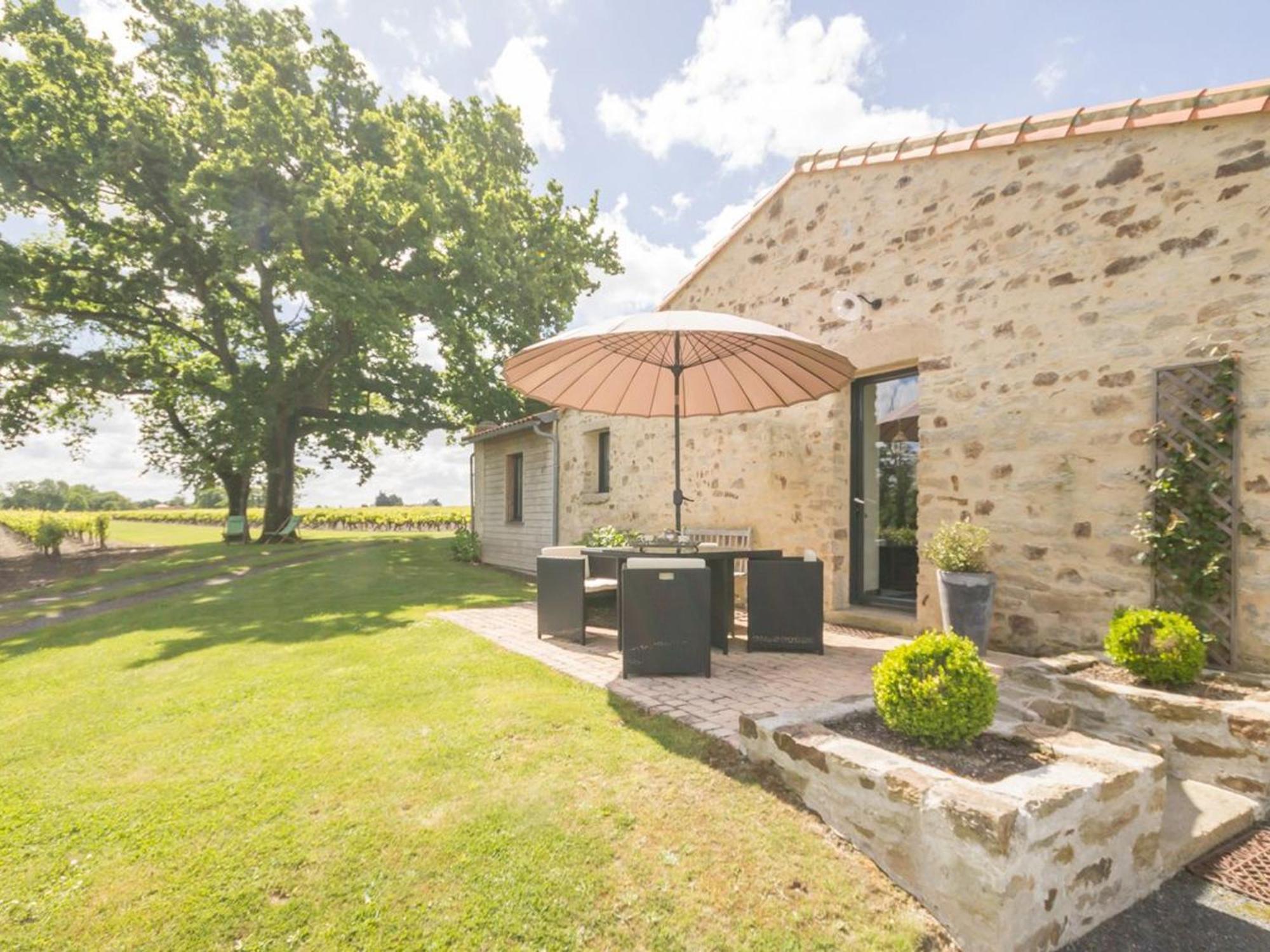 Gite De Charme Avec Piscine Chauffee Et Wifi - 2 Chambres - Fr-1-306-803 Chateauthebaud 外观 照片